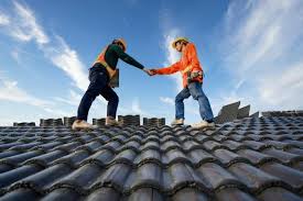 Best Roof Maintenance and Cleaning  in Country Walk, FL